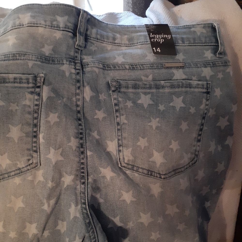 Jeans - Picture 2 of 3